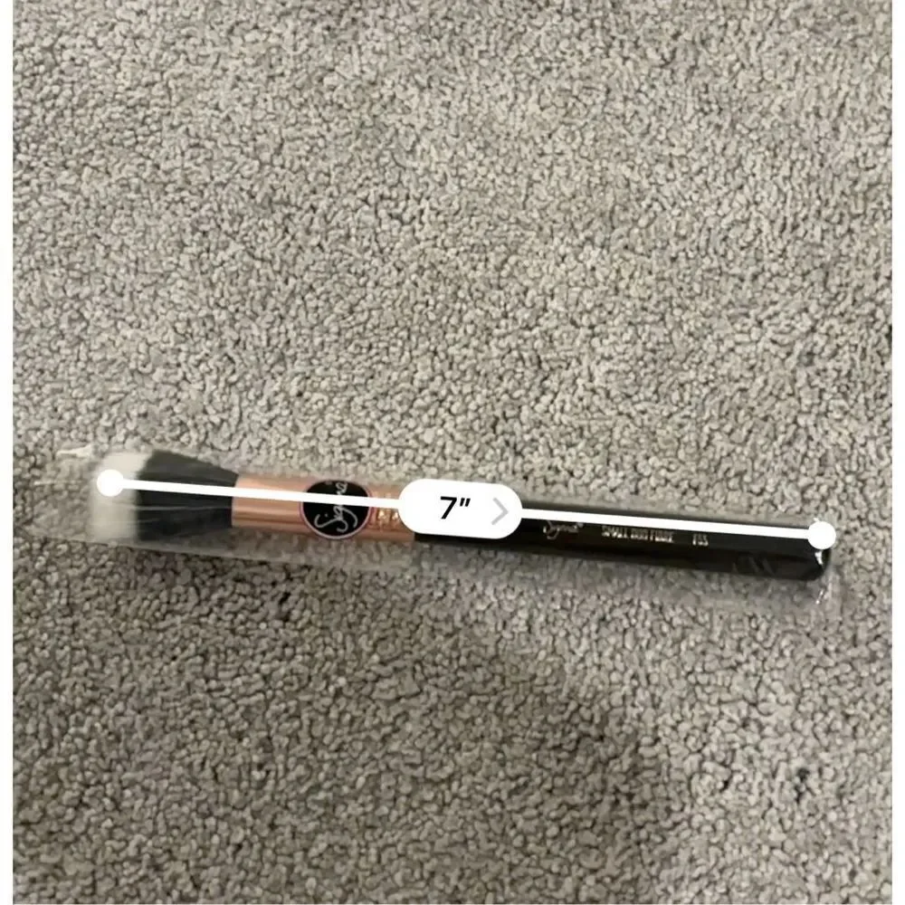 NEW Sigma F55 Small Duo Fibre makeup brush